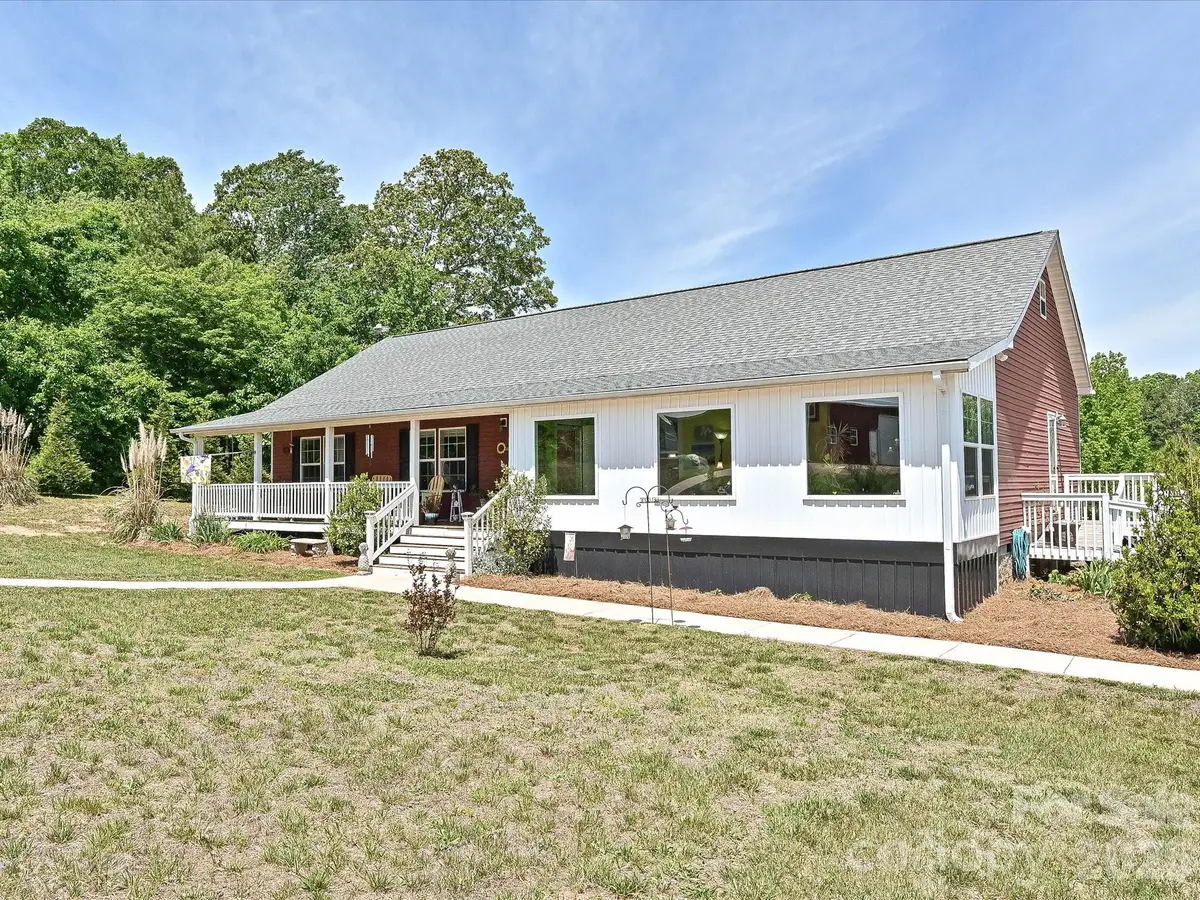 3556 Walling Drive #2, Newton, NC 28658 - #1