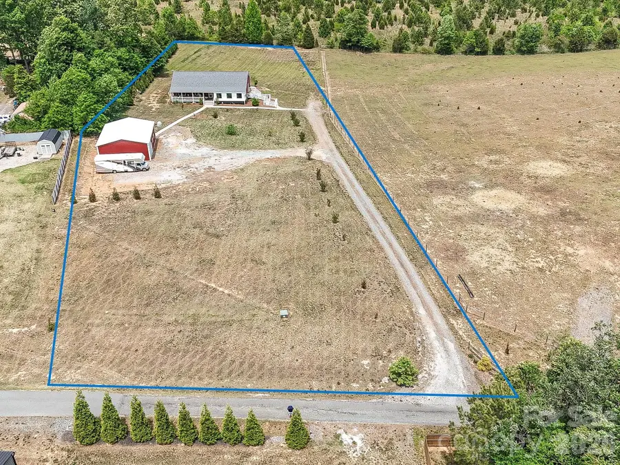 3556 Walling Drive #2, Newton, NC 28658 - #2