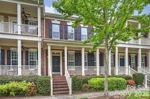 439 Ohenry Avenue, Davidson, NC 28036