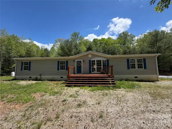 398 Dogwood Drive, Bakersville, NC 28705