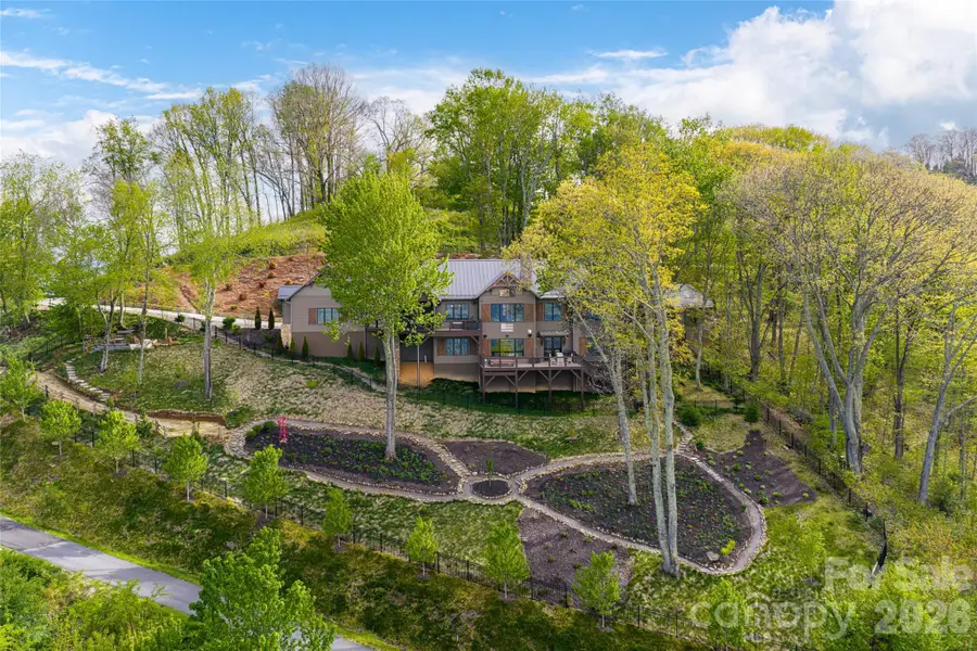 376 Wandering Trail, Waynesville, NC 28785 - #2
