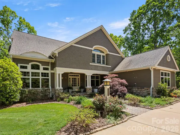 701 Baneberry Court, Asheville, NC 28803