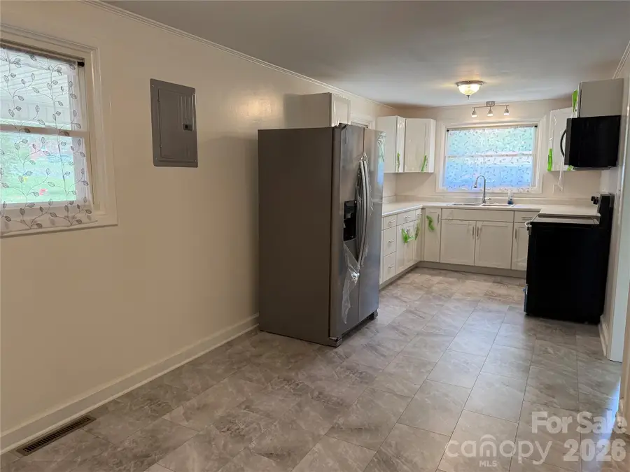 2012 N Deal Avenue, Newton, NC 28658 - #3