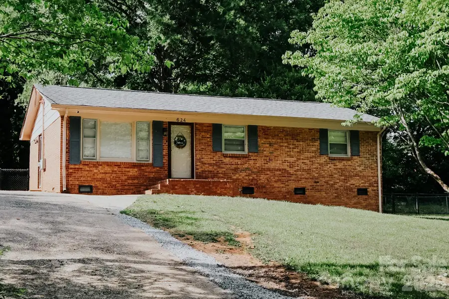 624 Princess Street, Gastonia, NC 28052 - #2