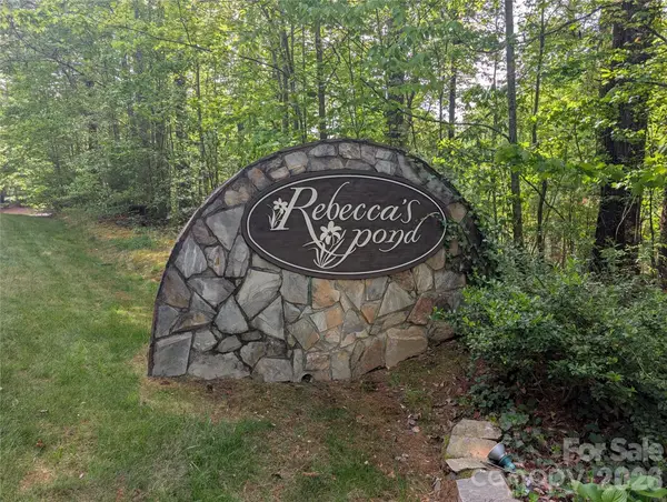 00 Hosta Lane, Hendersonville, NC 28739
