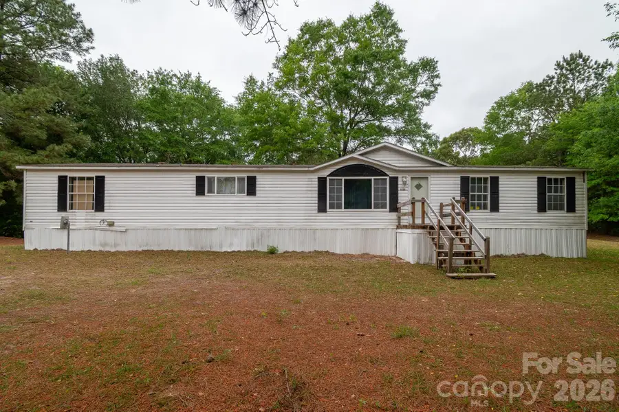 3133 Magnolia Road, Bennettsville, SC 29512 - #2
