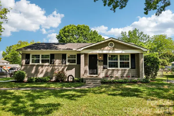 2809 Albany Lane, Charlotte, NC 28205