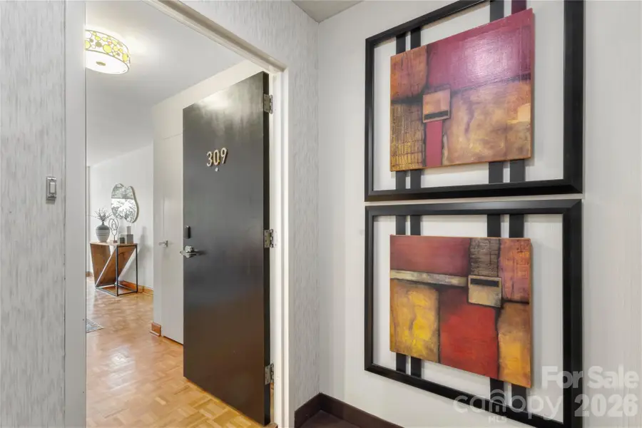 1300 Queens Road #309, Charlotte, NC 28207 - #2
