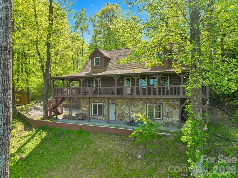 586 Tanglewood Lane, Saluda, NC 28773 - #3