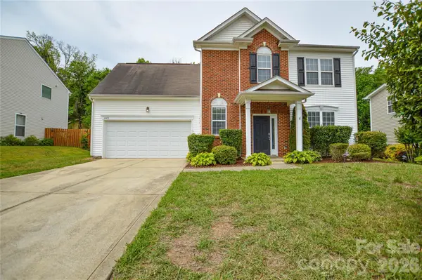 16410 Greybriar Forest Lane, Charlotte, NC 28278
