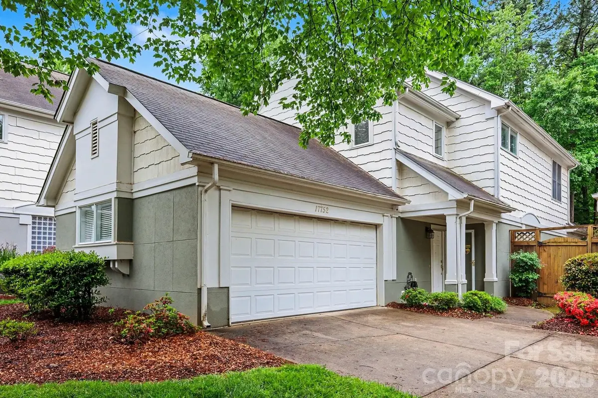 17752 Kings Point Drive, Cornelius, NC 28031 - #1