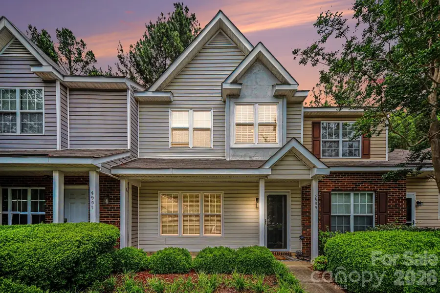 5909 Cougar Lane, Charlotte, NC 28269 - #2
