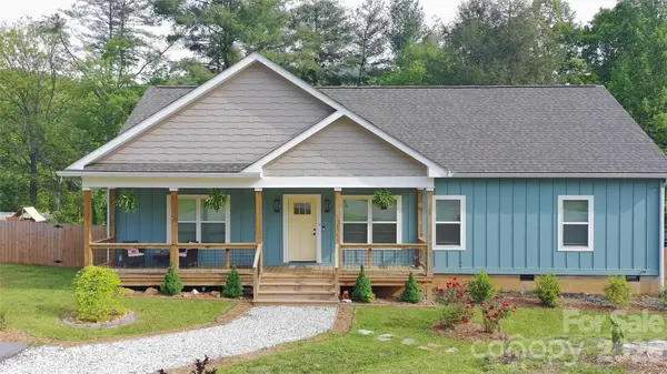 39 Arlington Oaks Lane, Bryson City, NC 28713