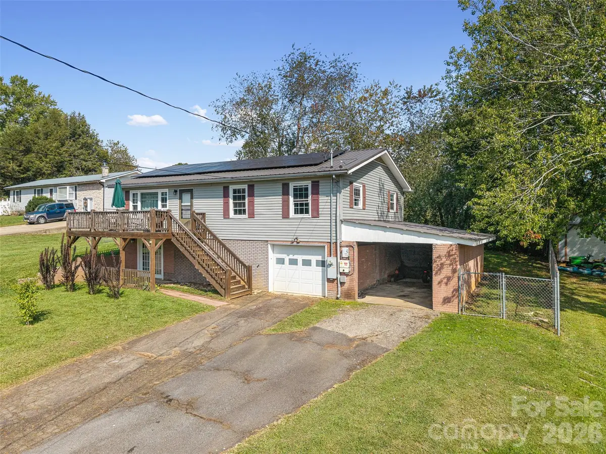 84 Candlelight Circle, Clyde, NC 28721 - #1