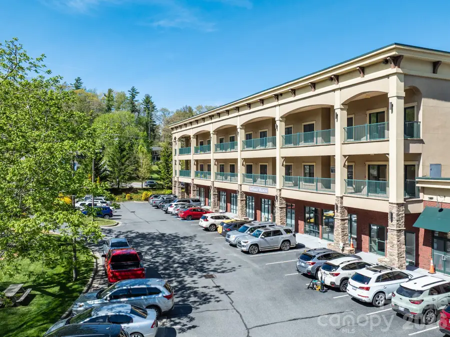 148 Nc Highway 105 Highway #303, Boone, NC 28607 - #3