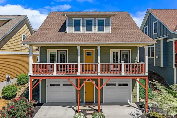 20 Greenwood Fields Drive, Asheville, NC 28804