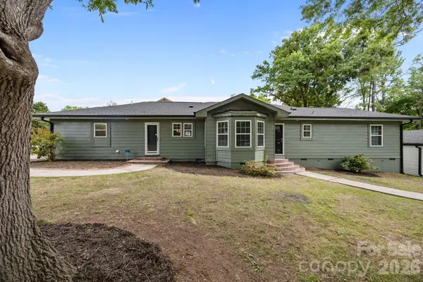 6109 Cora Street, Charlotte, NC 28216