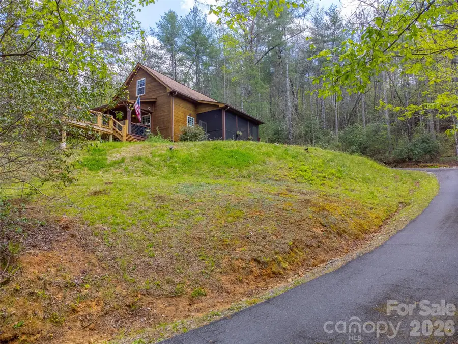 138 Hubbell Lane, Robbinsville, NC 28771 - #3