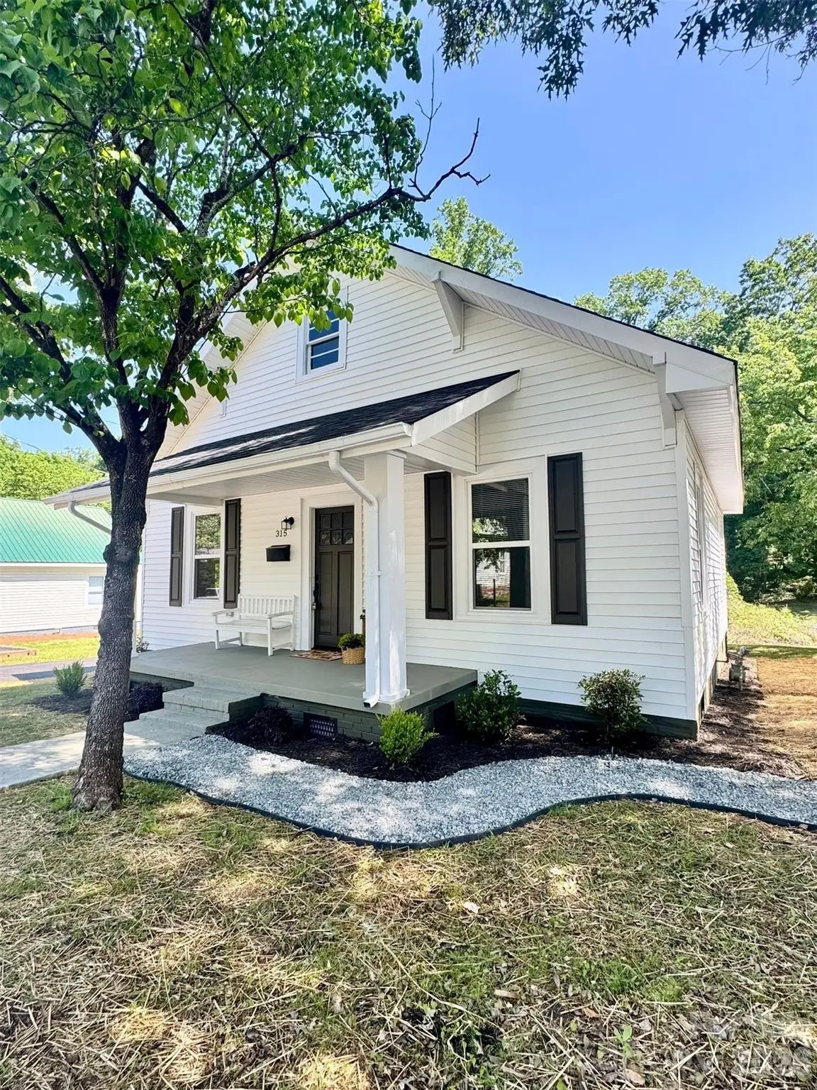315 W Lowrance Avenue, Mooresville, NC 28115 - #1