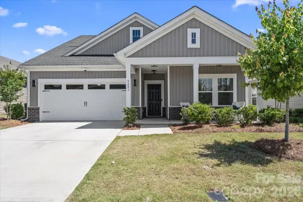 9287 Dunwich Drive, Gastonia, NC 28056