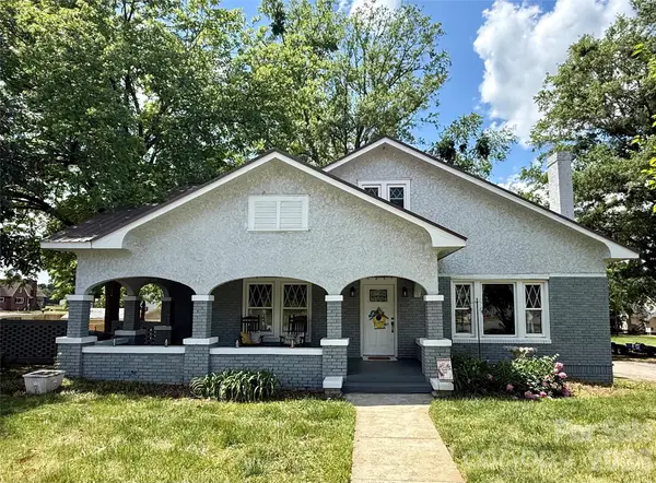 2709 N Main Avenue, Newton, NC 28658