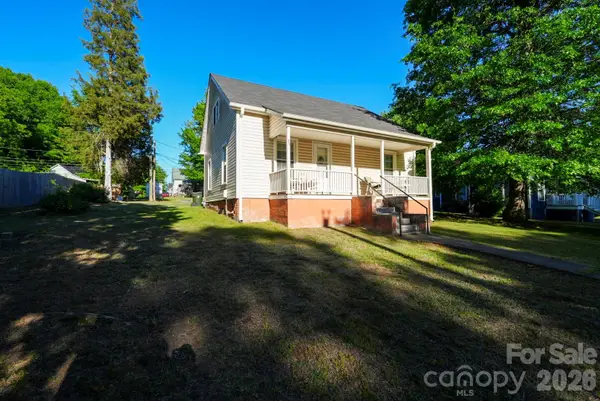 59 Park Circle, Lexington, NC 27295