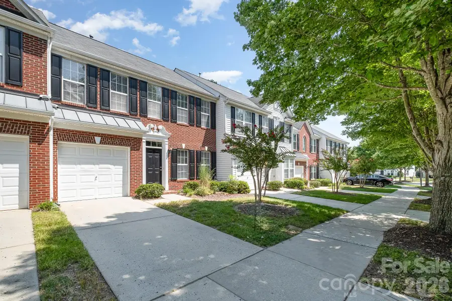 132 S Arcadian Way, Mooresville, NC 28117 - #2