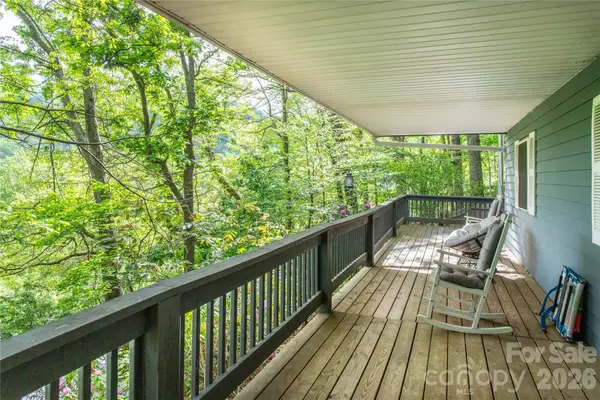 115 Knoll Ridge Lane, Waynesville, NC 28785