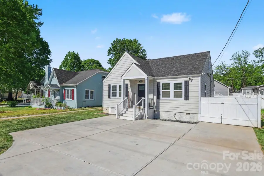 3816 Freedom Drive, Charlotte, NC 28208 - #2