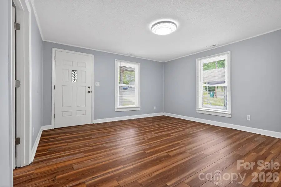 801 Woodlawn Avenue Sw, Valdese, NC 28690 - #3