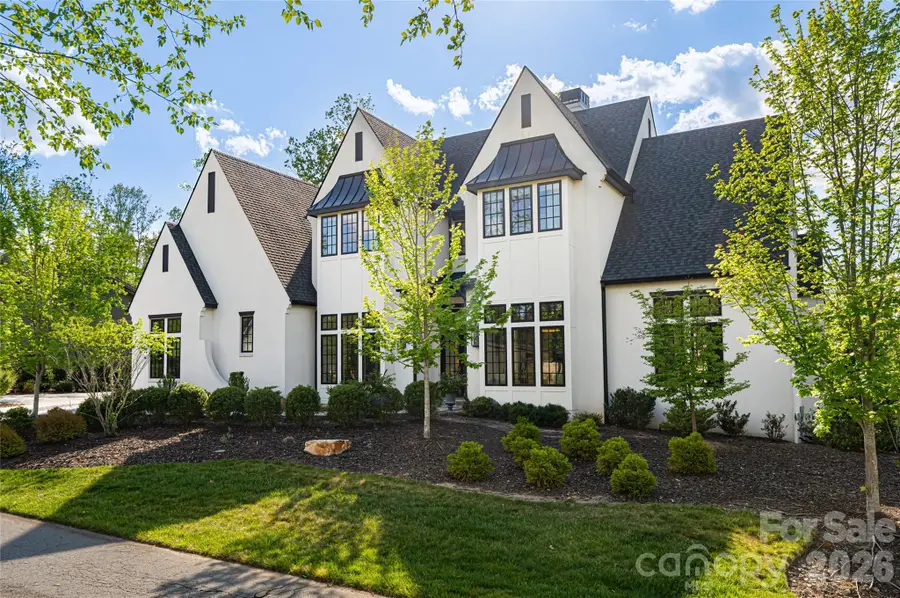 6 Stansbury Drive, Asheville, NC 28803 - #2