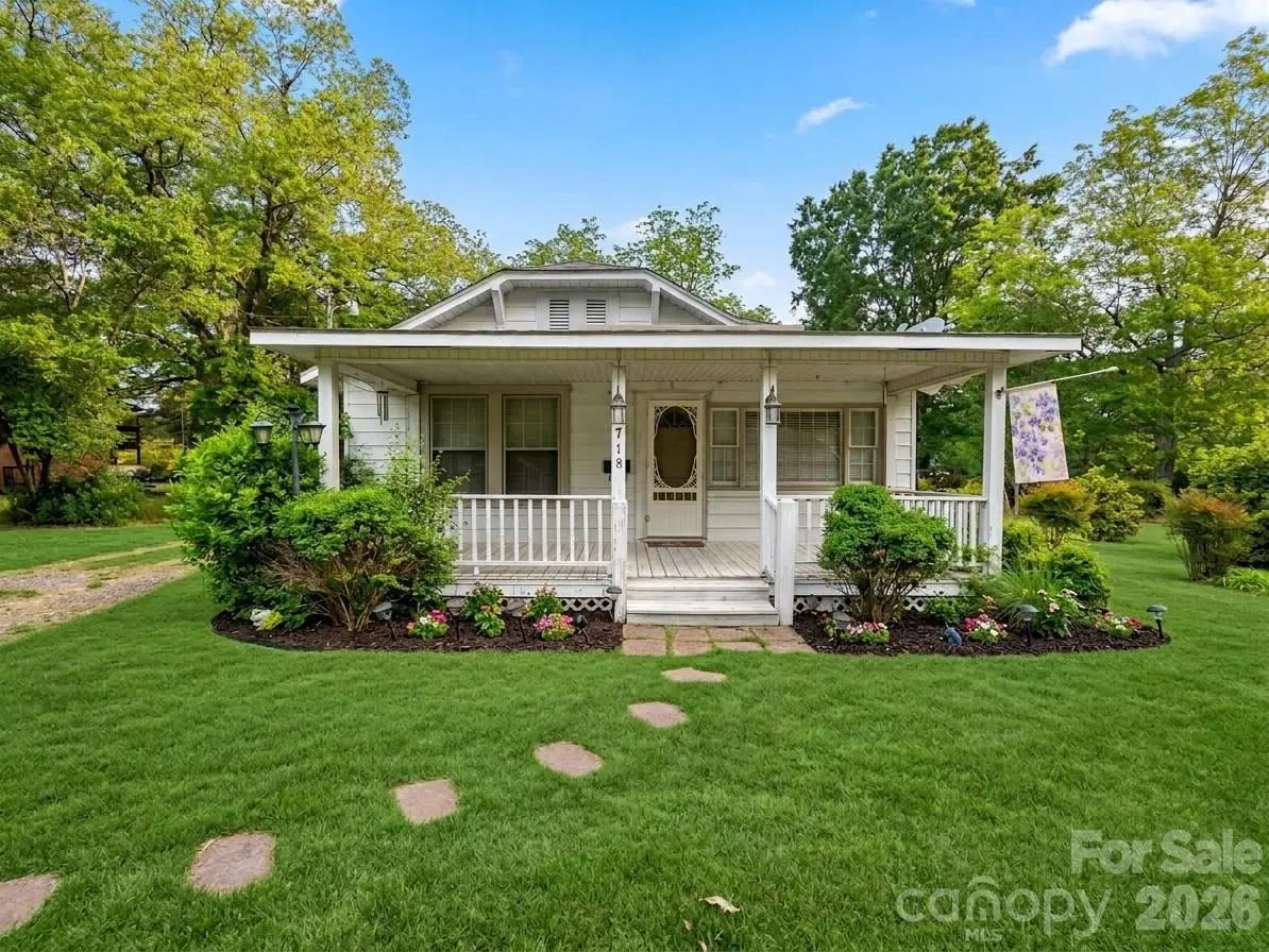718 Pine Street, Cheraw, SC 29520 - #1