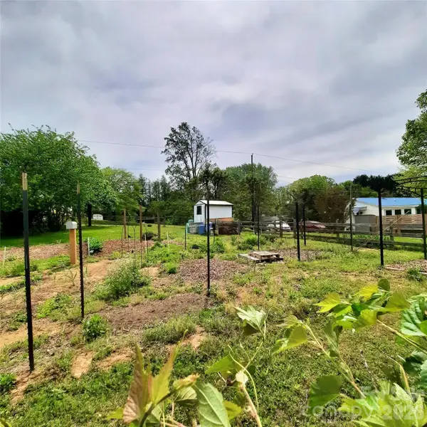 26 Calico Rock Lane, Hendersonville, NC 28792