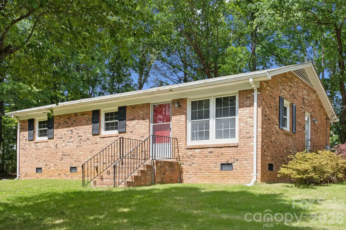 1975 Peace Road, Fort Mill, SC 29715 - #1