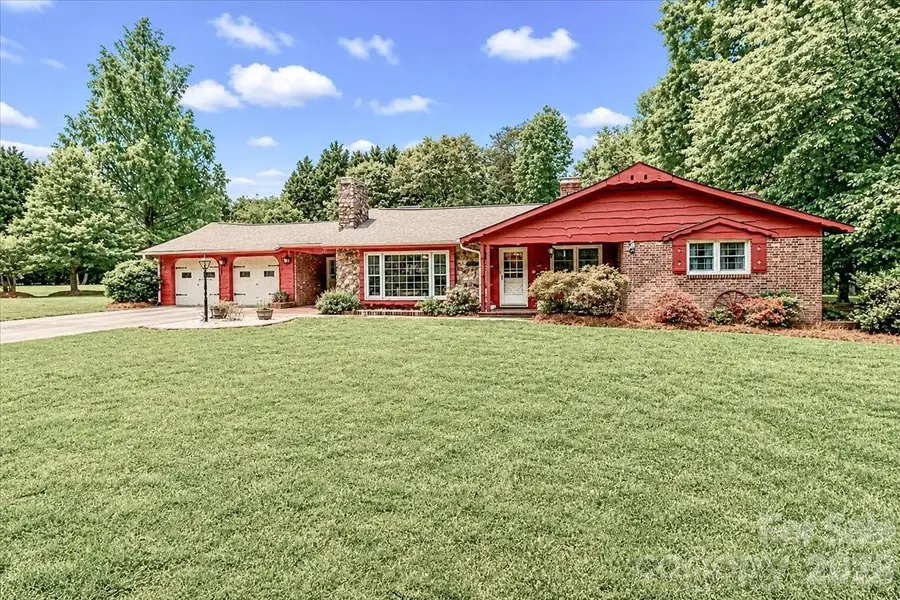 111 Wildflower Lane, Statesville, NC 28625 - #2