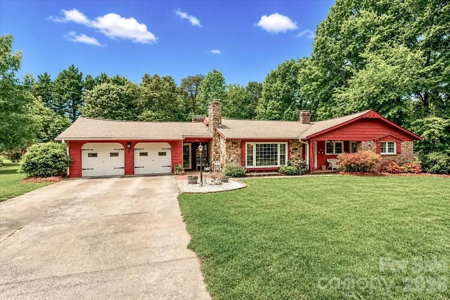 111 Wildflower Lane, Statesville, NC 28625 - #3