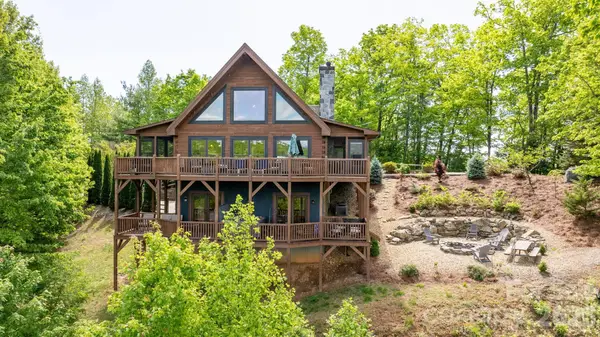 6749 Fire Crest Lane, Lenoir, NC 28645