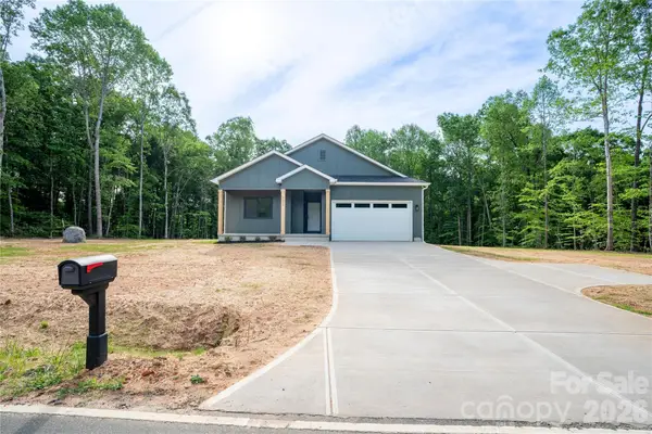 2426 Puetts Chapel Road, Bessemer City, NC 28016