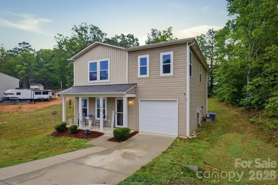 1916 Country Way, Hickory, NC 28601 - #2
