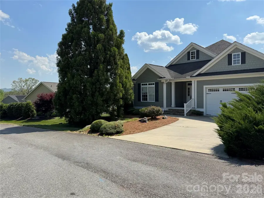 25 Copper Court, Hendersonville, NC 28792 - #2