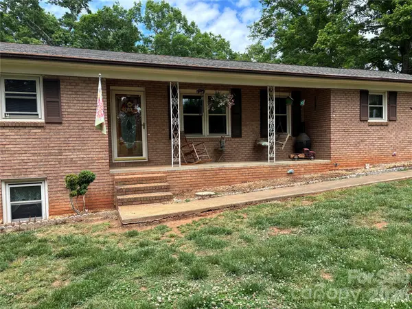 74 Miranda Drive, Taylorsville, NC 28681
