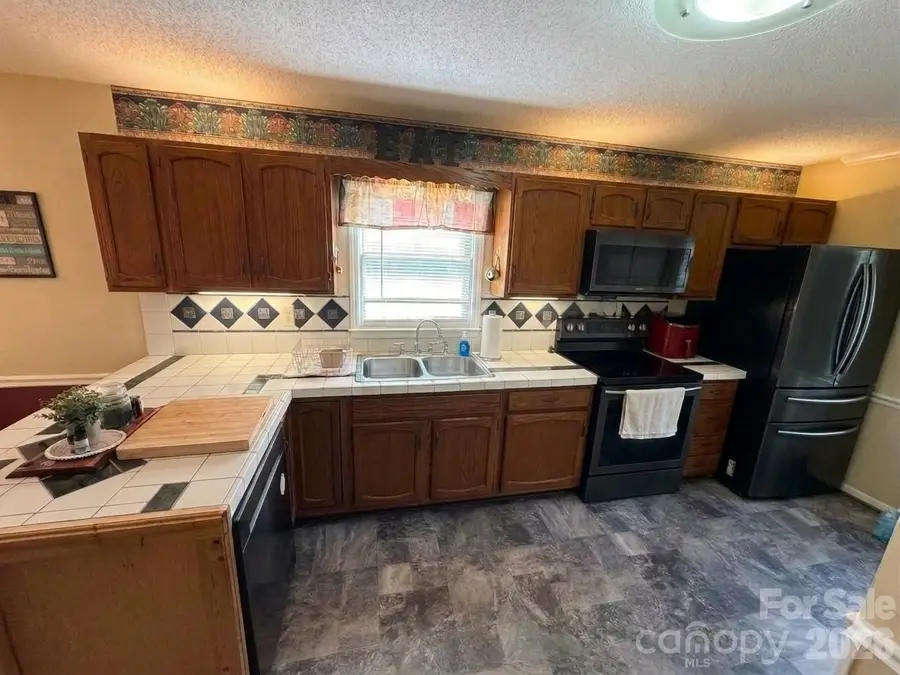 103 New Orleans Boulevard, Morganton, NC 28655 - #3