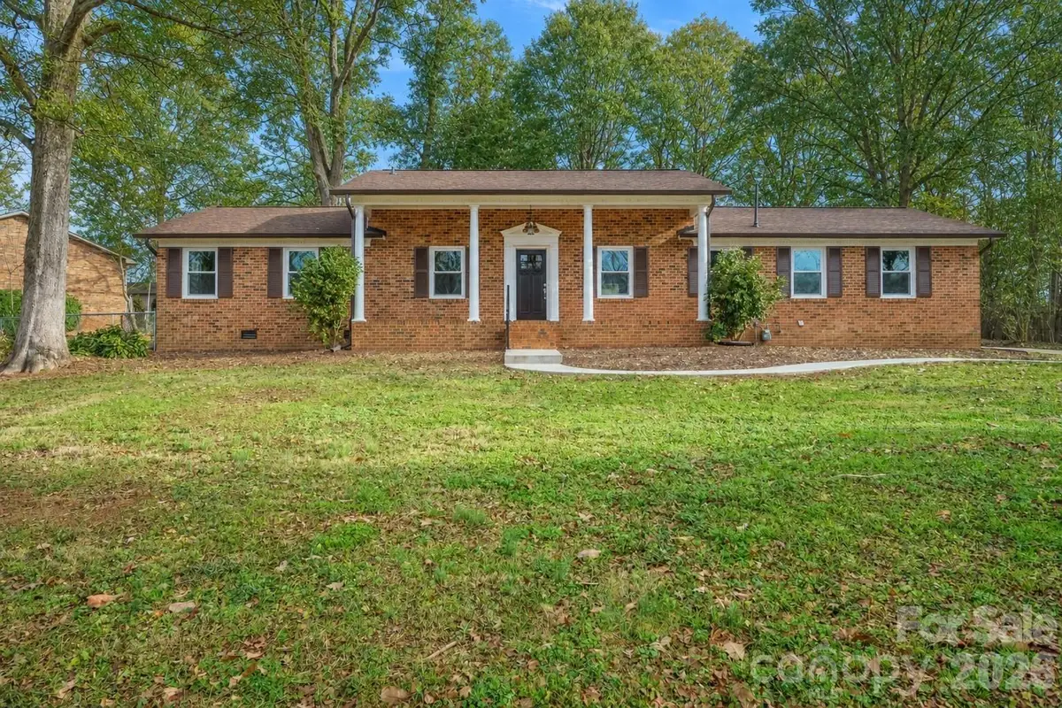 1254 Huckleberry Drive, Lincolnton, NC 28092 - #1