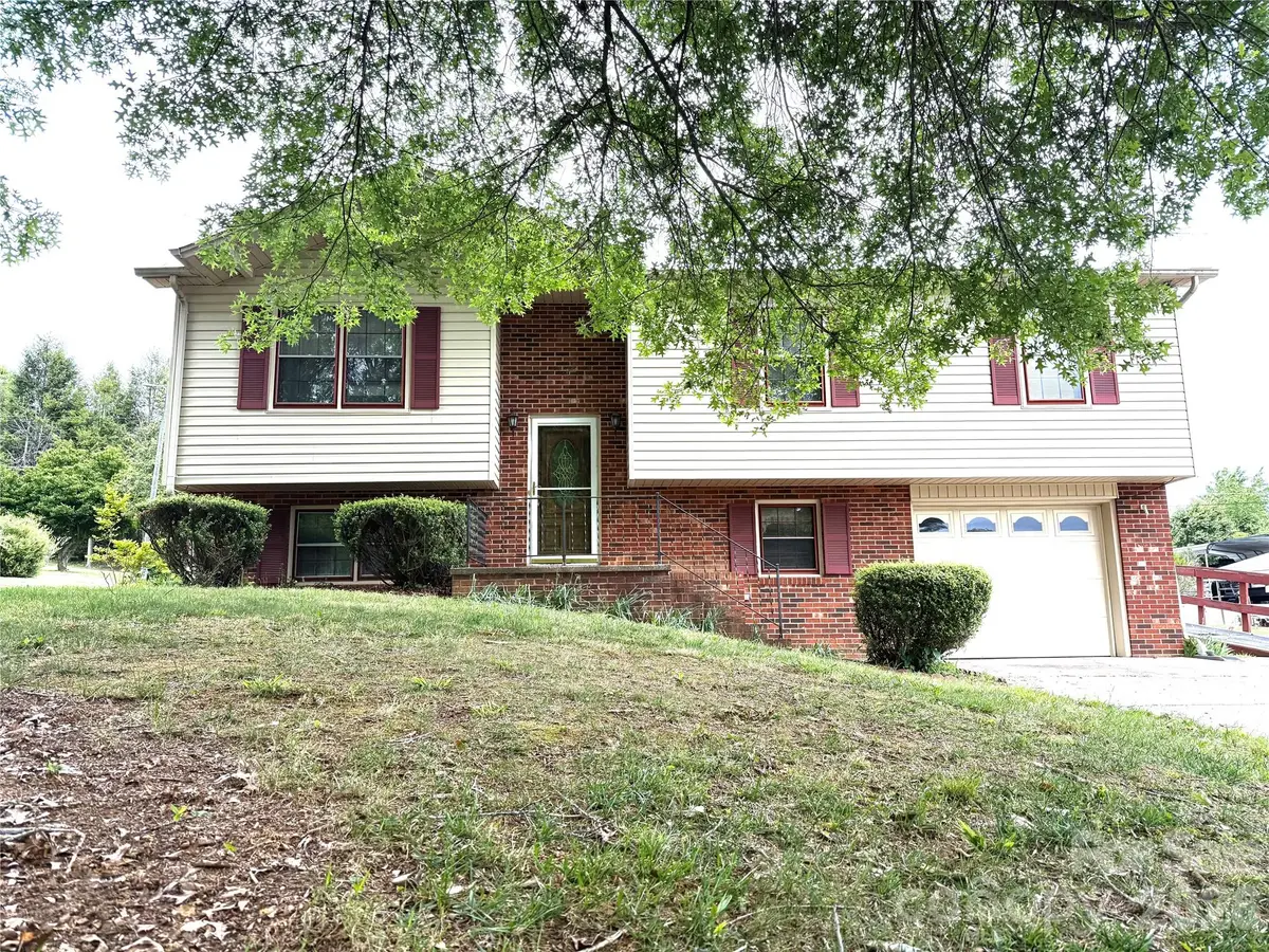 2848 Wendell Street, Lenoir, NC 28645 - #1