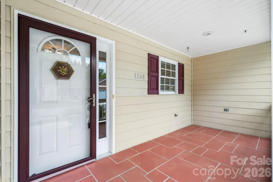 1268 Wexford Village Circle Ne, Lenoir, NC 28645 - #3
