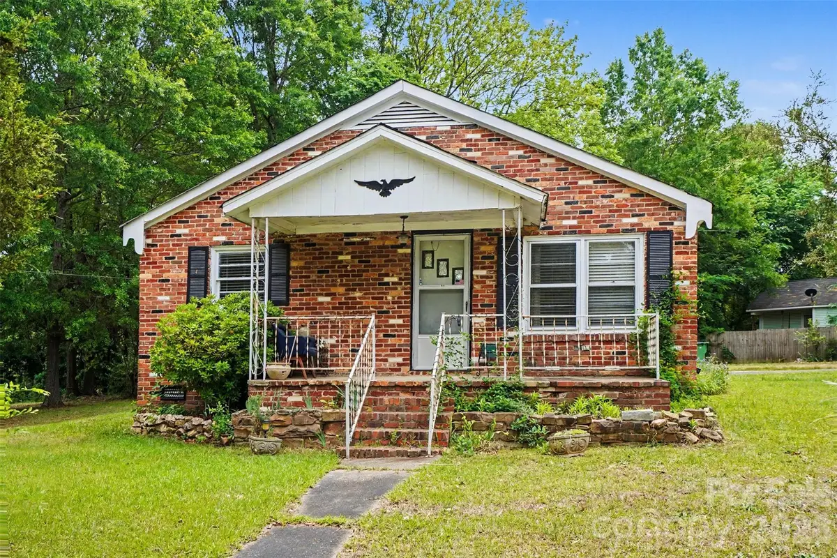 301 Hampton Road, Lancaster, SC 29720 - #1