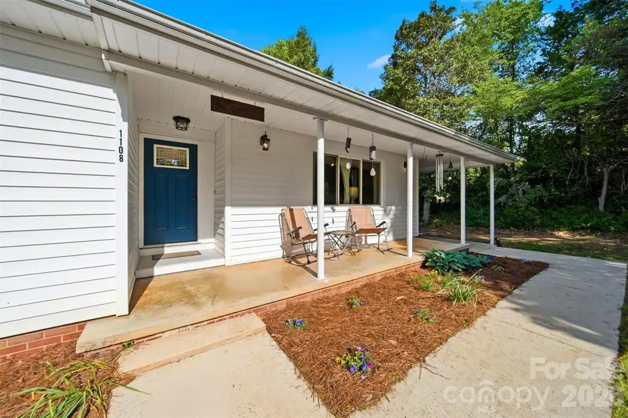 1108 Delwood Drive Sw, Lenoir, NC 28645 - #3