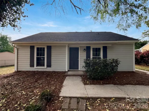 3215 Braewick Place, Charlotte, NC 28227