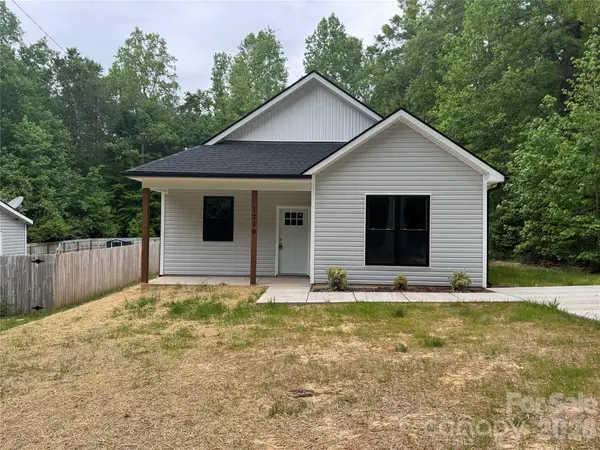 1230 Wilmington Avenue, Statesville, NC 28677