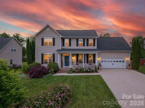 288 Walnut Crest Road, Fletcher, NC 28732